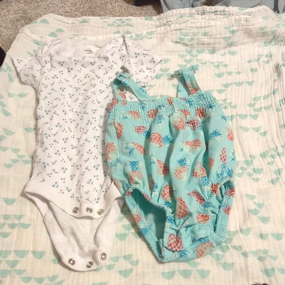 Two onesies - Picture 1 of 5